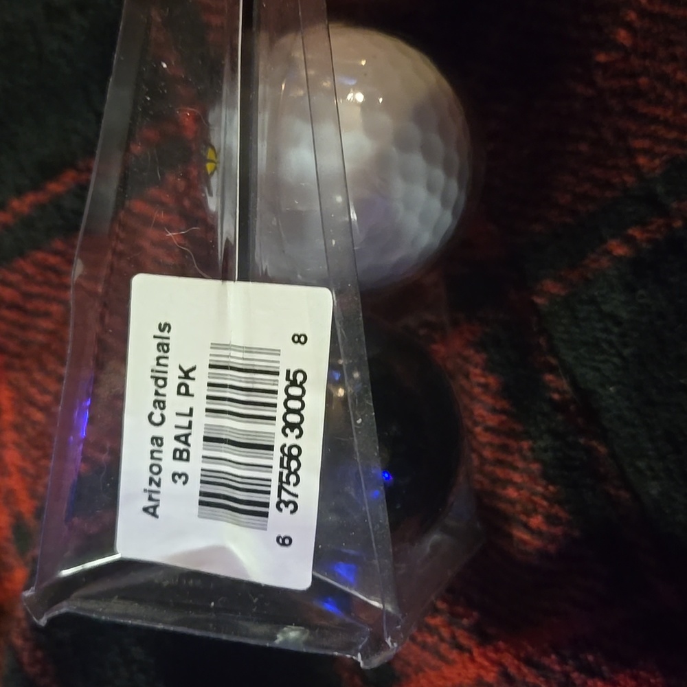 NFL Branded Arizona Cardinals 3 Pack Golf Balls - Picture 3 of 3